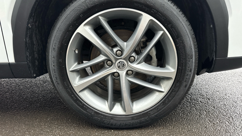 MG Hs 1.5 T-GDI Excite 5dr DCT Petrol Hatchback